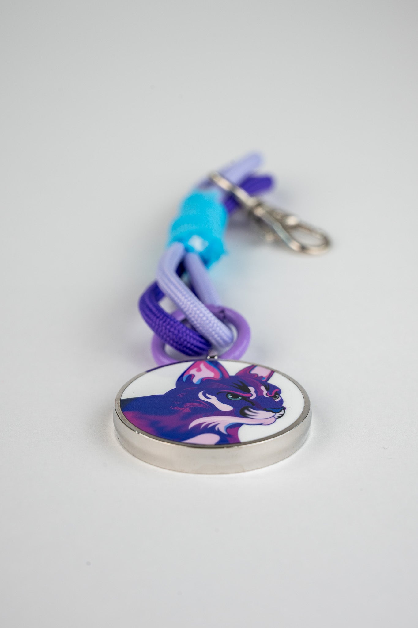 #color_purple caracal