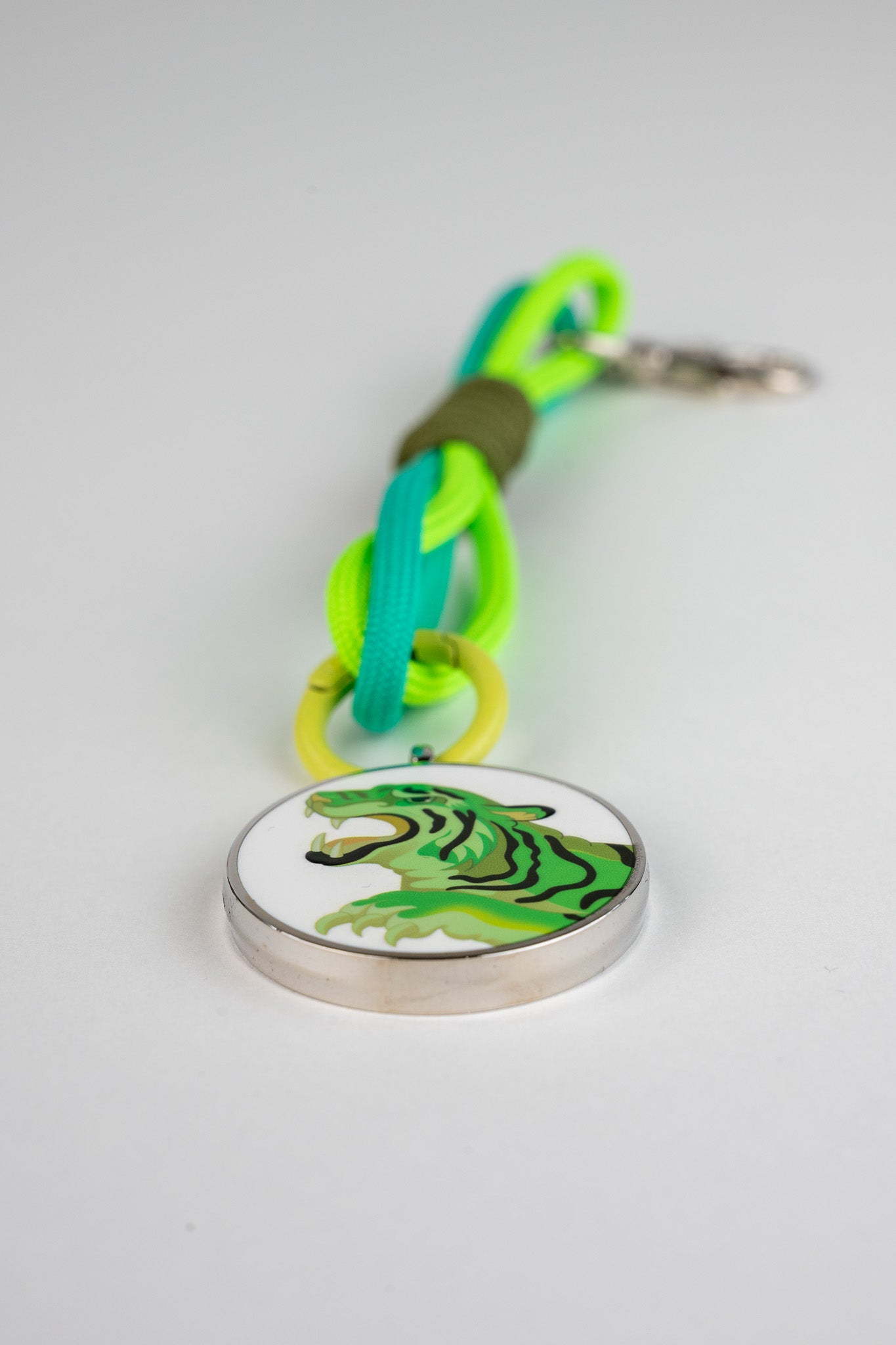 #color_green tiger